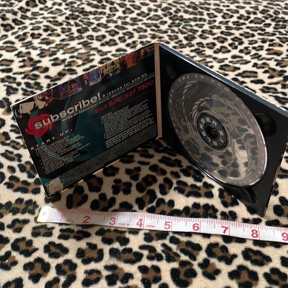 1995 BLENDER Volume CD-ROM Entertainment Magazine BJORK Radiohead Simpsons Music - Picture 7 of 17